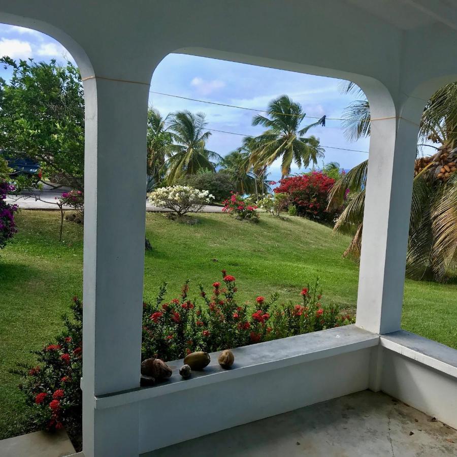 Romantic Cottage Sauteurs Экстерьер фото